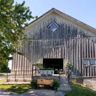 Old apple orchard barn where the wedding took place.