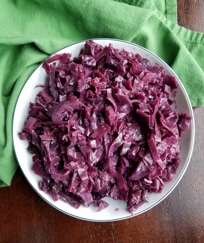 bowlful of braised red cabbage with apples and raisins