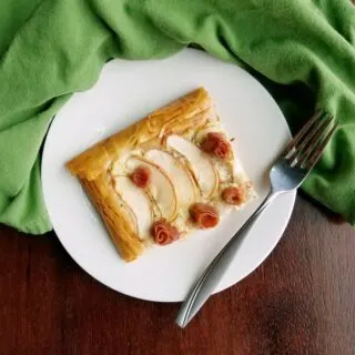 apple and prosciutto tart with flaky phyllo crust and ricotta cheese filling