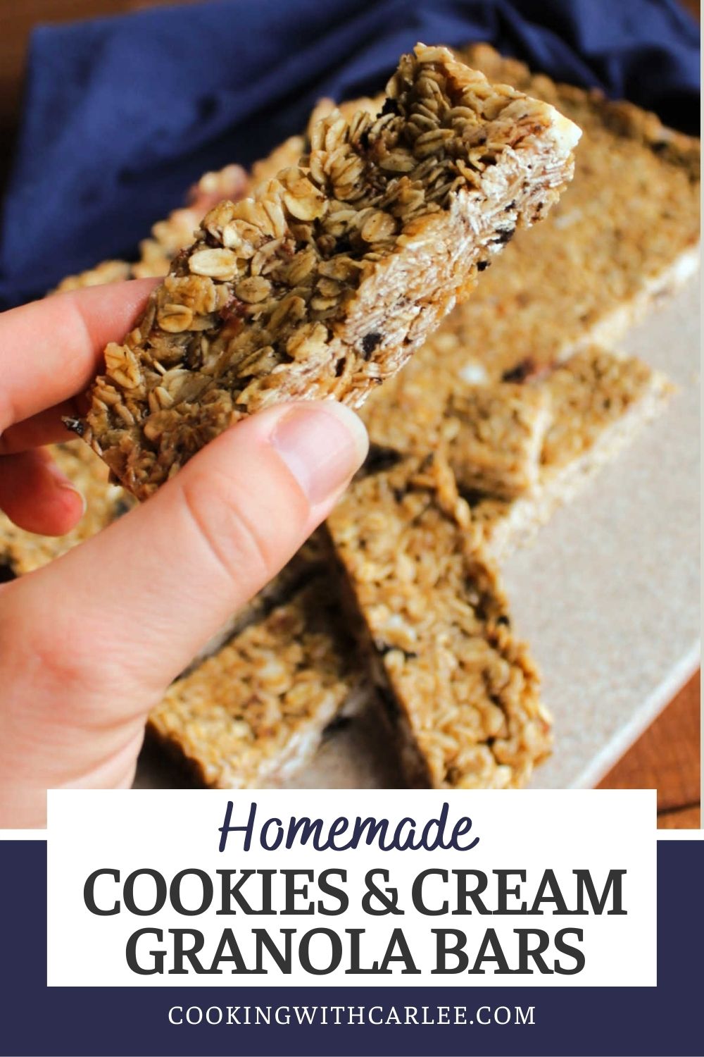 Homemade cookies and cream granola bars are quick and easy to make and you can control what goes in them. They are perfect for lunchbox treats, after school snacks or keep one or two in your purse for when hunger strikes.