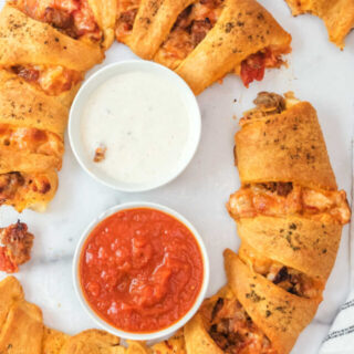 cropped-pizza-crescent-ring-ready-to-eat.jpg