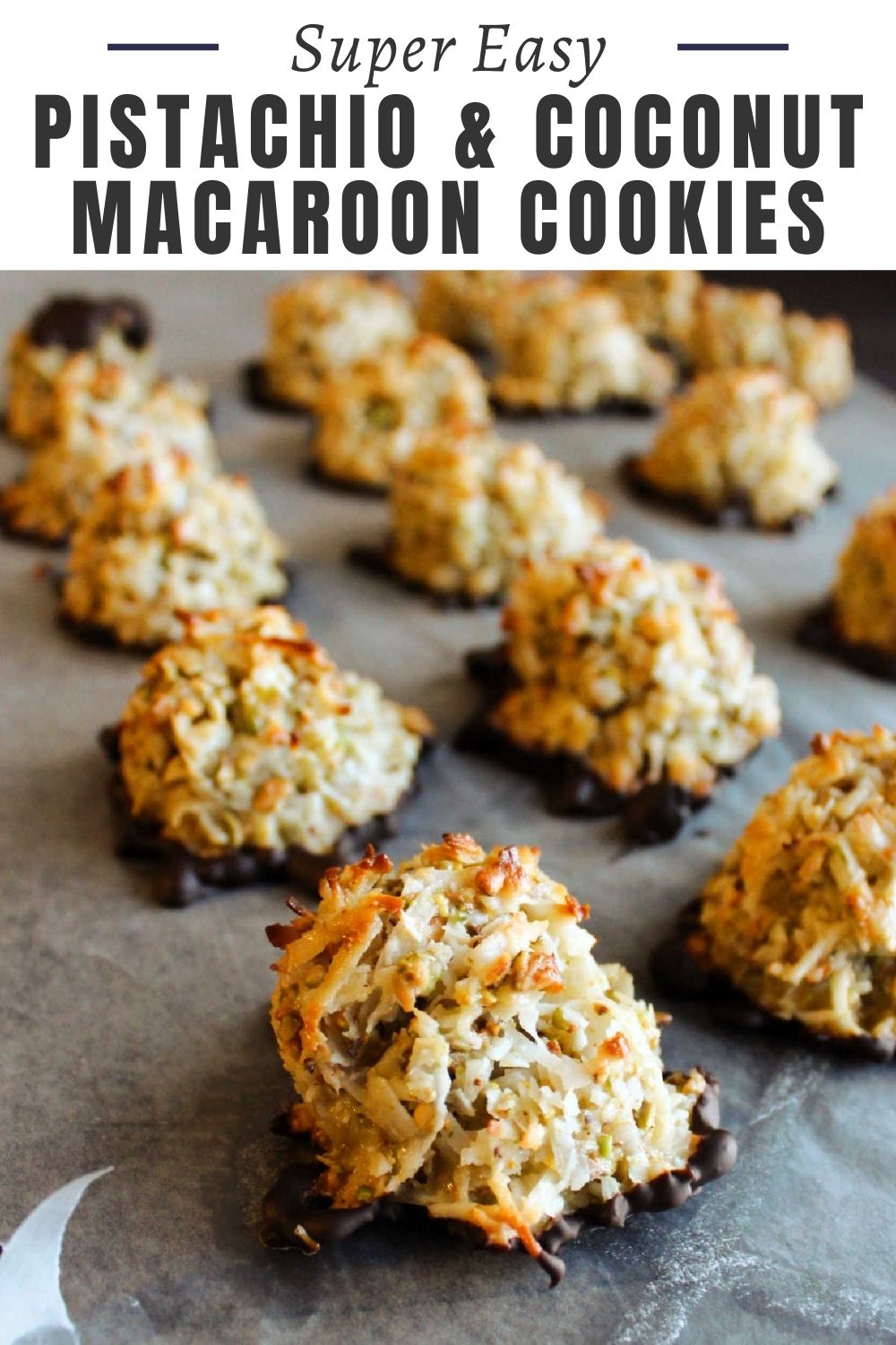 Yummy coconut pistachio macaroons are naturally gluten free, super simple to make and they taste amazing. They are chewy with a little bit of crunch and an optional dunk in chocolate makes them extra delicious.