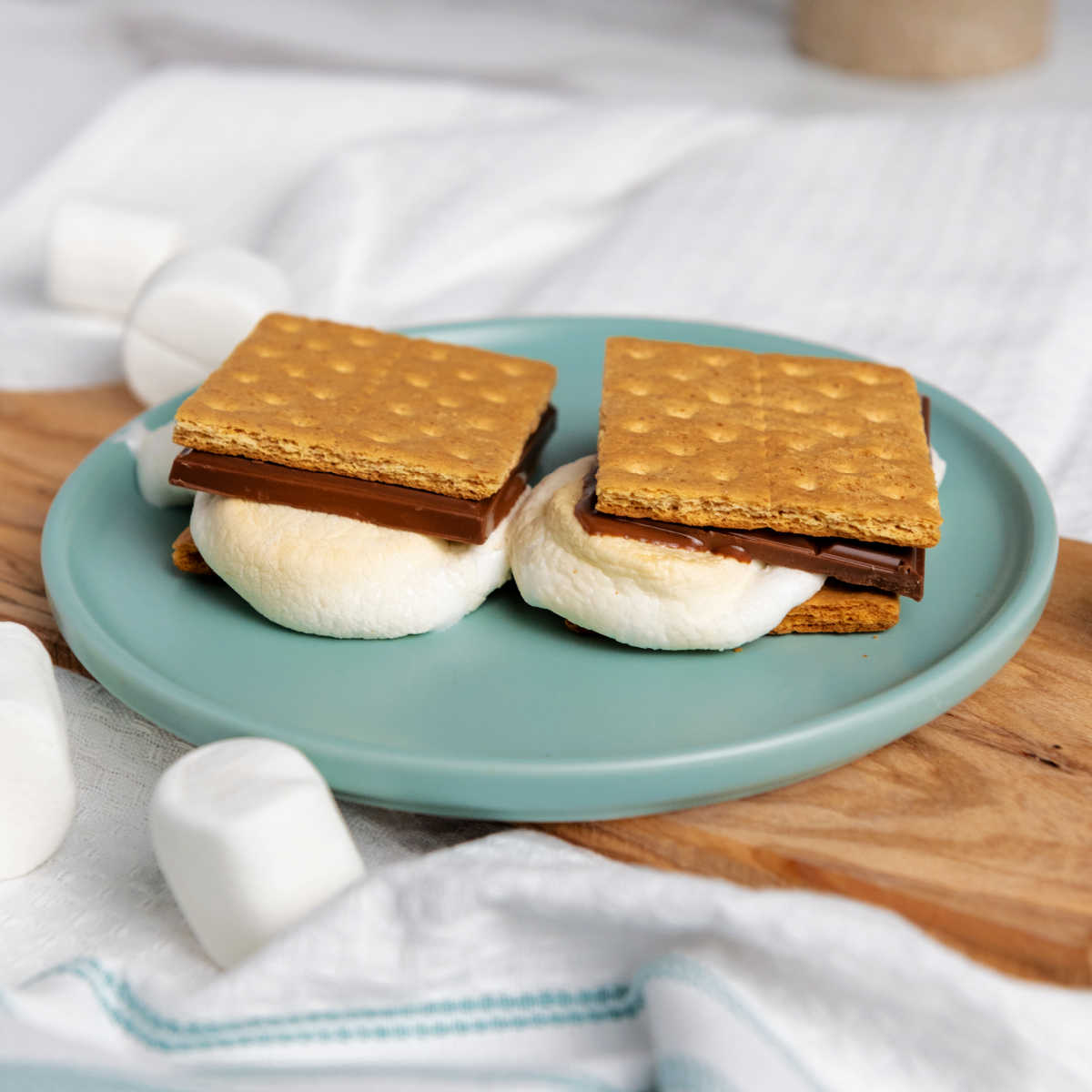 How to Make S’mores in an Air Fryer