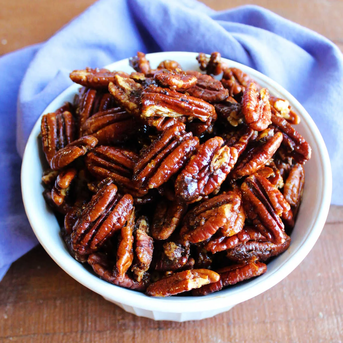 Bowl of spiced pecans, ready to eat.